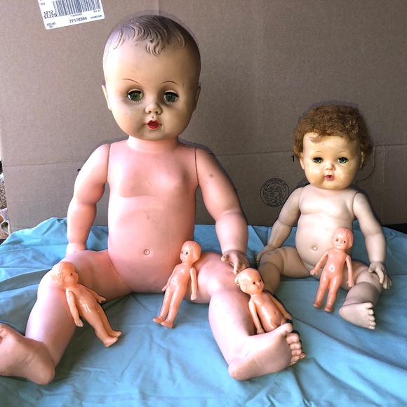 6 pc X-Large to Small~Creepy Weird Vintage Baby Dolls Lot~Halloween Decor Props - Picture 1 of 11